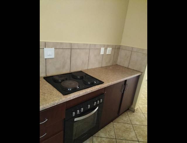 1 BEDROOM PROPERTY TO RENT IN ELSPARK